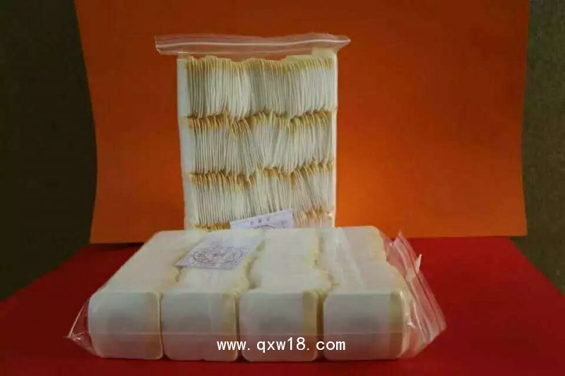 供應生產(chǎn)穴位貼 肚臍貼 三九貼