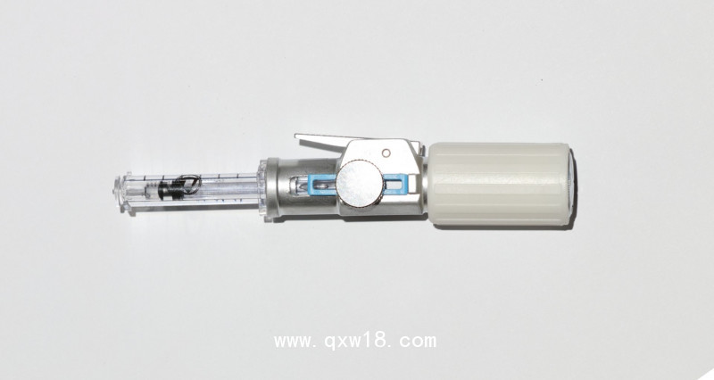 打輕松胰島素?zé)o針注射器輔助推動(dòng)器